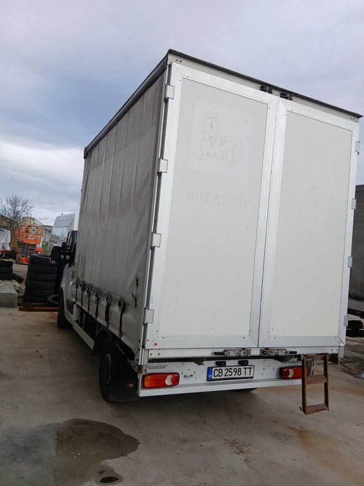 Renault Master цената е с ДДС