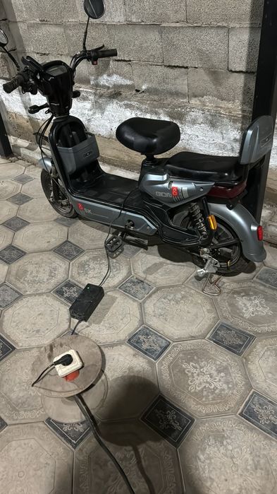 Электровелосипед SK8 хорошем состояние.