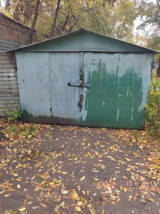Продам гараж 2млн торг