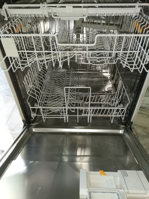 Съдомиялна МИЕЛЕ