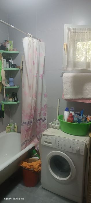 Продам квартиру, 4 комнатную