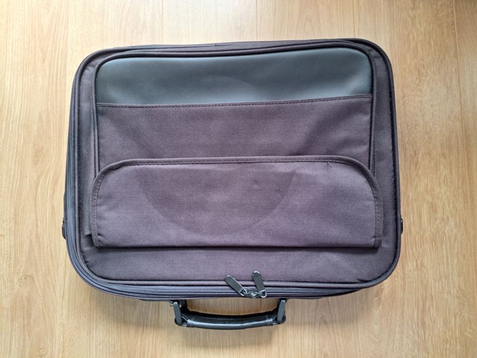 чанта за лаптоп ,нова,40Х30см