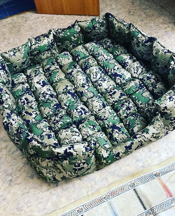 Лежанка для домашних  , животных 100х100 см.