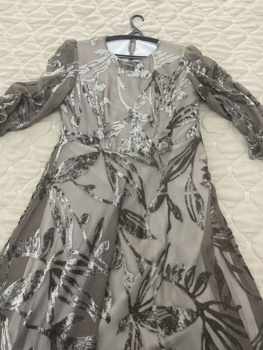 Продам платье ммм