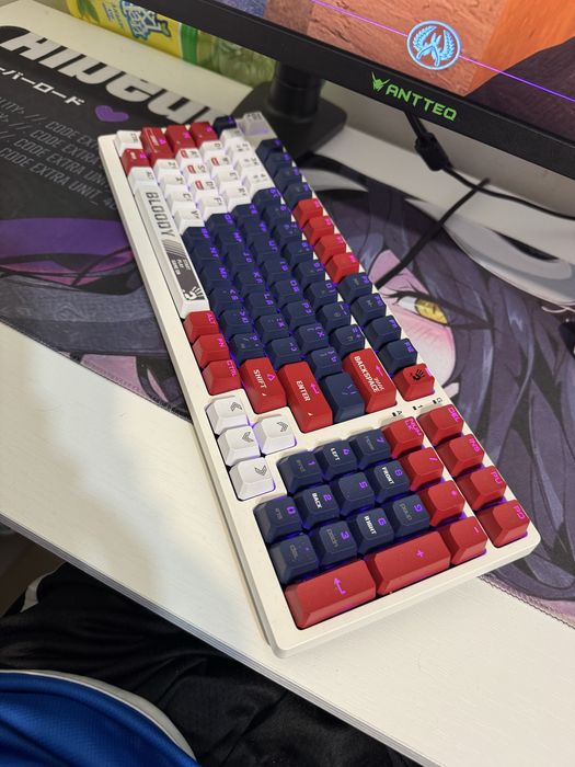 Клавиатура игровая