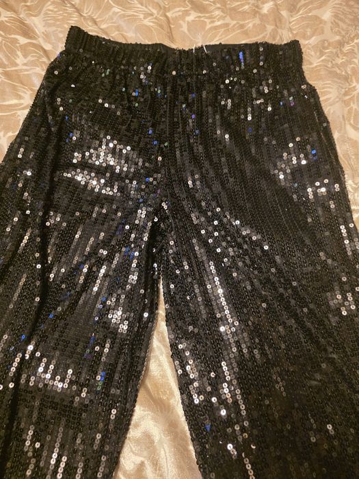 Vand pantaloni de ocazie cu paiete