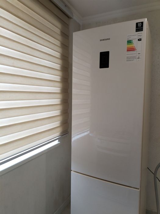 Холодильник Samsung RB37A5200EL бежевый