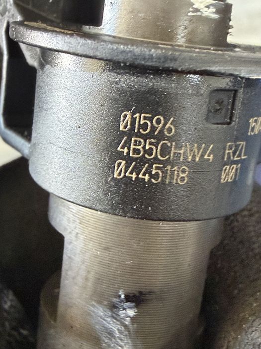 Injector injectoare Bmw x5 x6 m50d 381cp n57d30c