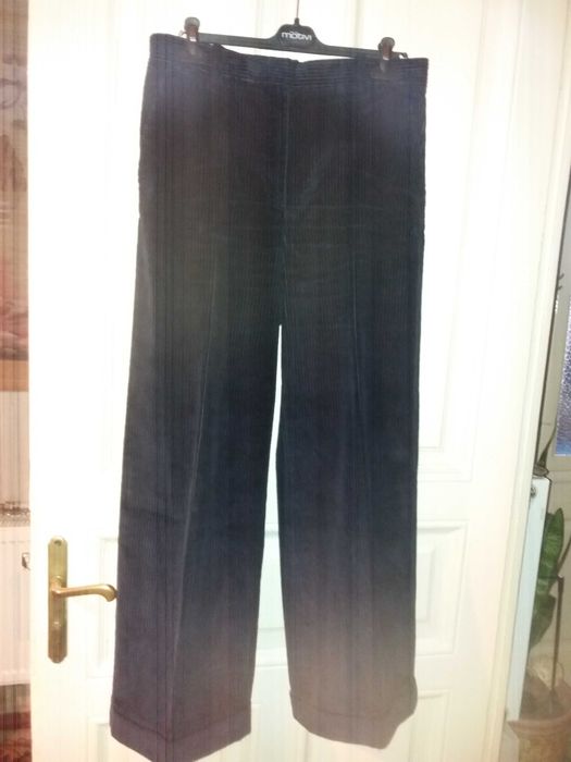 Vand pantaloni velur reiat (COS),  grosi, bleumarin, largi cu manseta