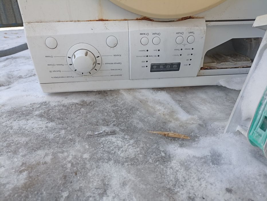 Продам стиральную машину не раб