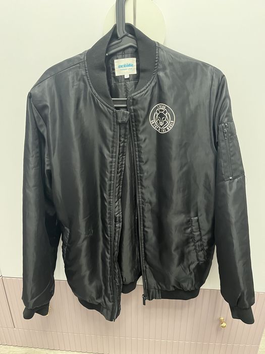 Кроссовки, одежда на подростка