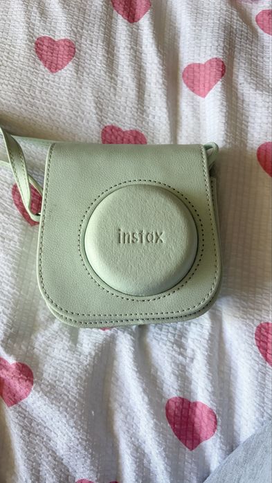 продам instax mini 12