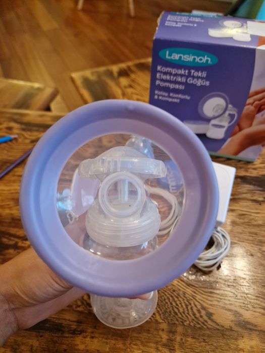 Единична електрическа помпа за кърма Lansinoh