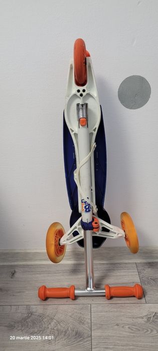 Trotinetă pentru copii