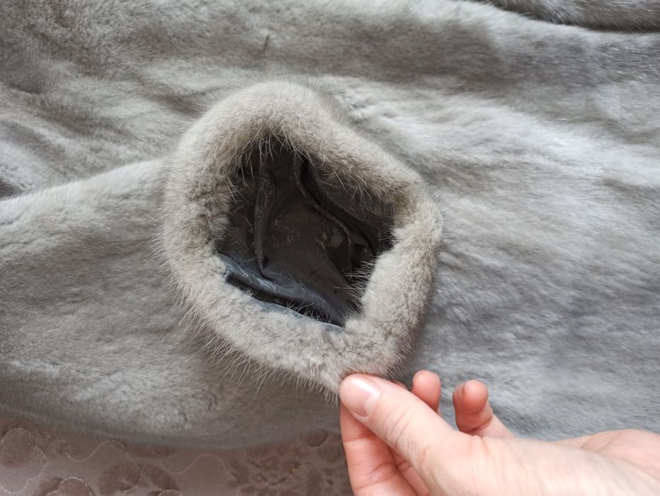 Продам шубу в серо голубом цвете