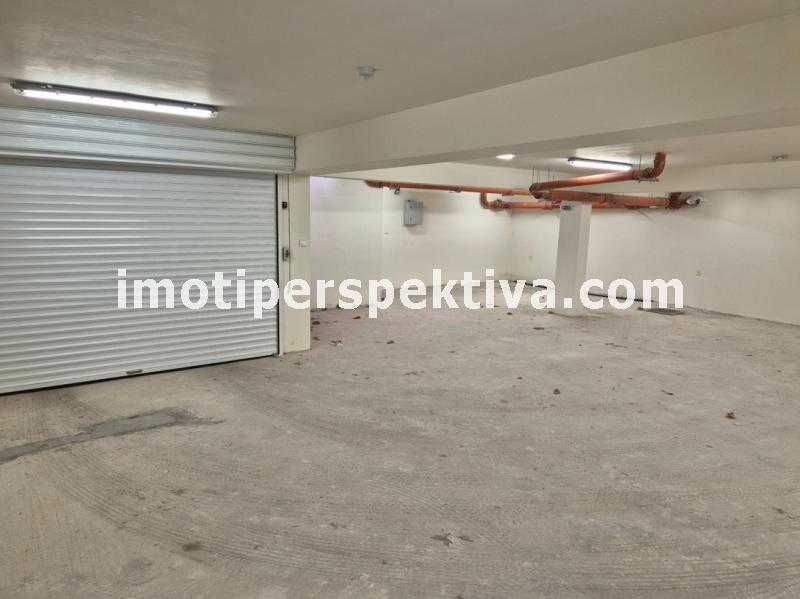 реф.18374 Подземно паркомясто, Младежки хълм!