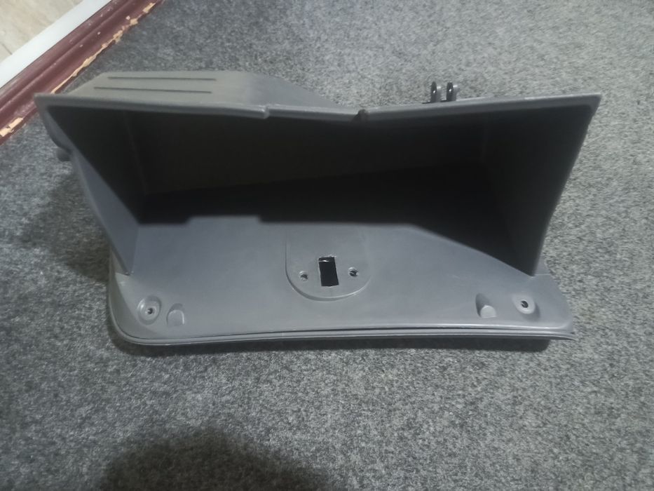 Матиз бардачок продам