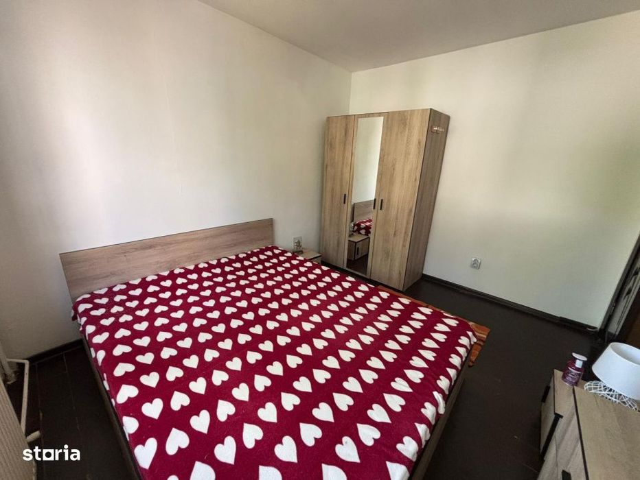 Apartament cu 2 camere, 38 mp, zona Vest