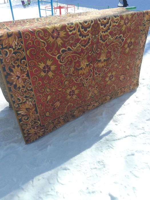 Продам шерстяной ковер