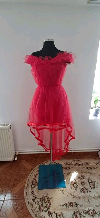 Rochie rosie eleganta