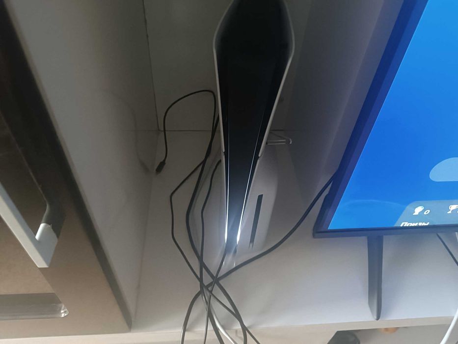 Продам PlayStation 5 slim 1 тб