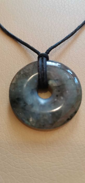 Нов Амулет от Естествен Канадски Лабрадор