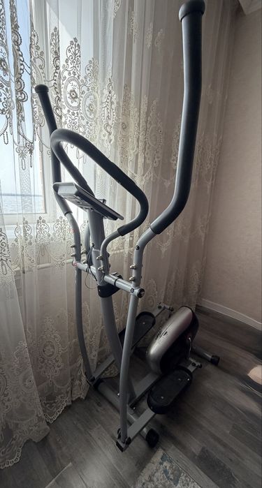 Эллиптический тренажер