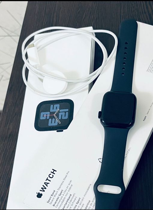 продам смарт часы в хорошем состоянии