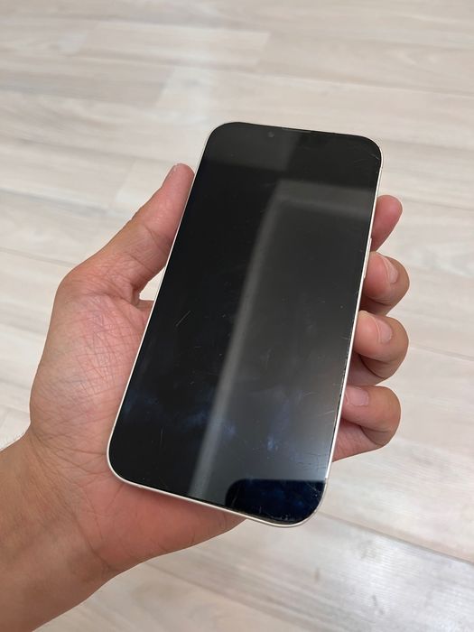 Продам iPhone 13 айфон 13