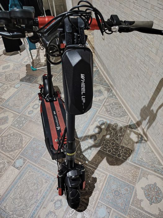 Электросамокат kuguya m4