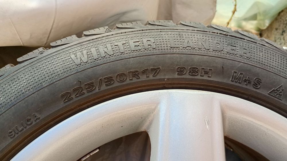 Anvelope de iarna 225 50 R17 profil 6mm