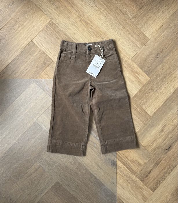 Pantaloni Zara noi fata masura 104
