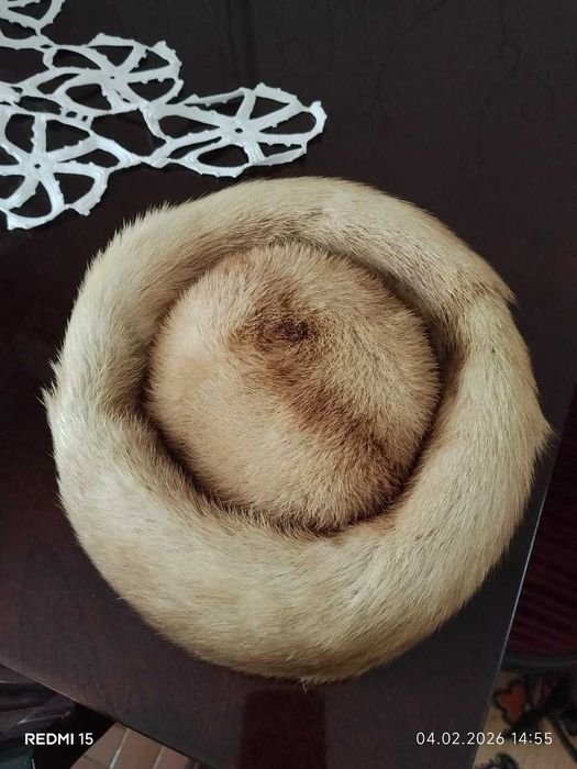 Женская норковая шапка