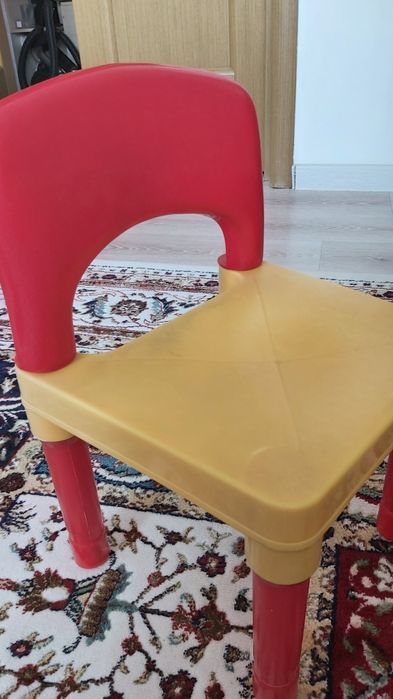 Продам двусторонний игровой столик