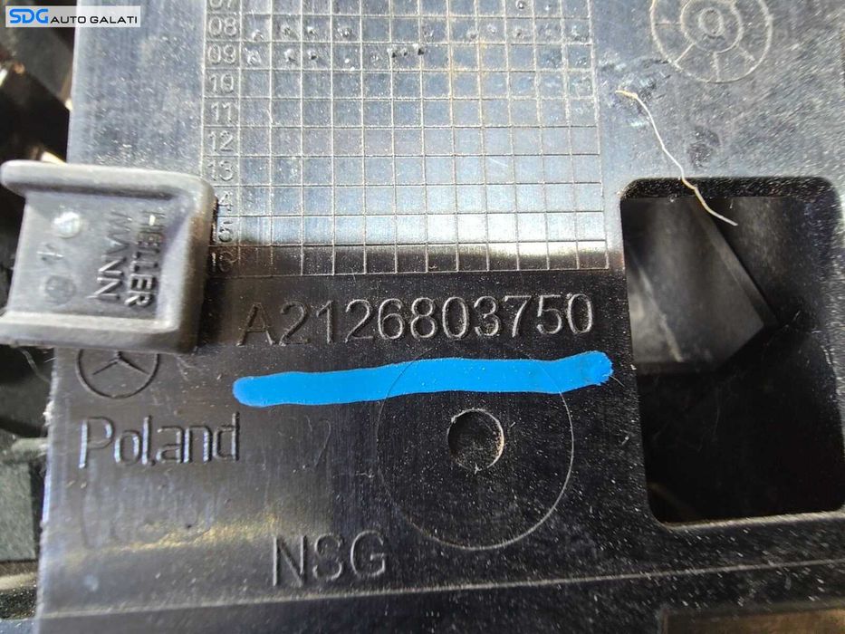 Scrumiera Spate Consola Centrala Cotiera Mercedes Clasa E Class W212 S212 2009 - 2016 Cod A2126803750 [LN1418]