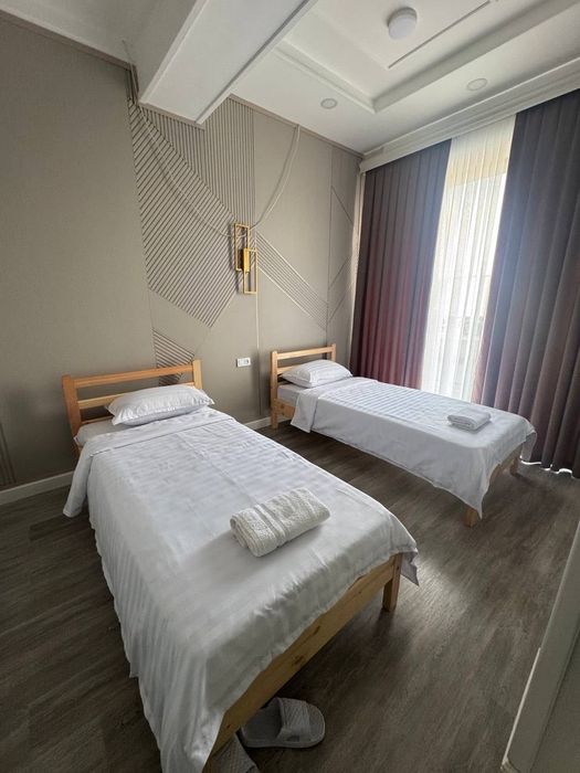 Hostel lux, Mehmonhona