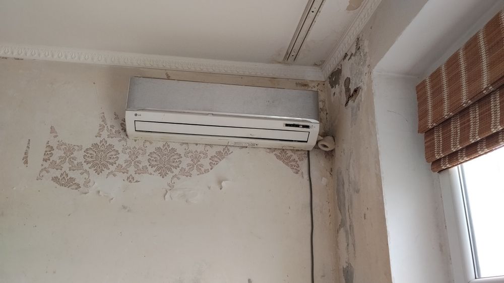 Продам нерабочий кондёр LG