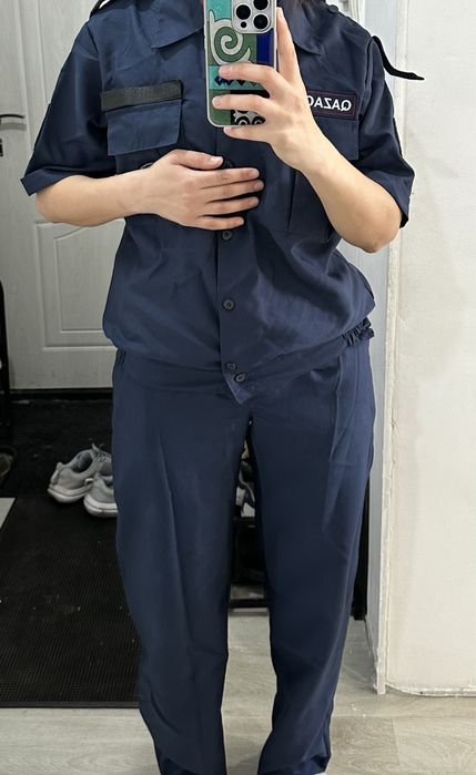 Продам летнюю форму темно-синего цвета 44-46 размер, рост 164