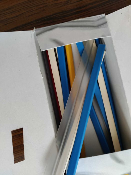 Приспособления (пластмасови) за захващане на листа А4