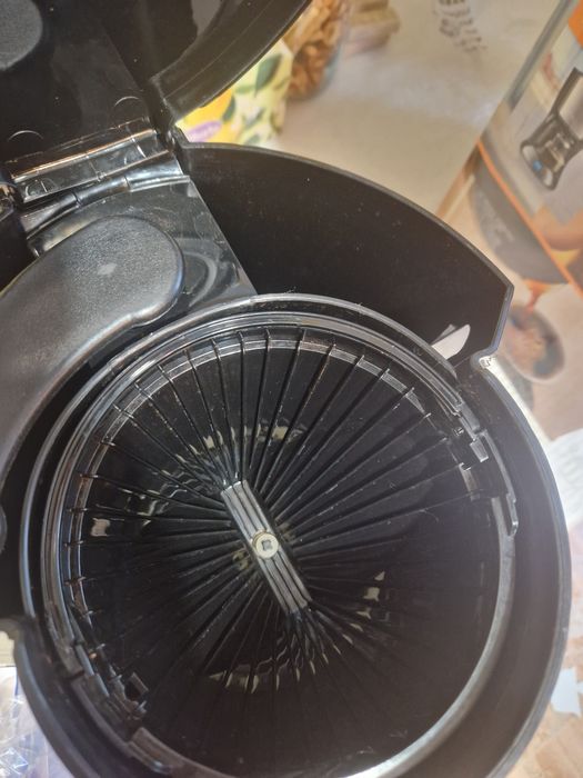 Продам кофеварку!