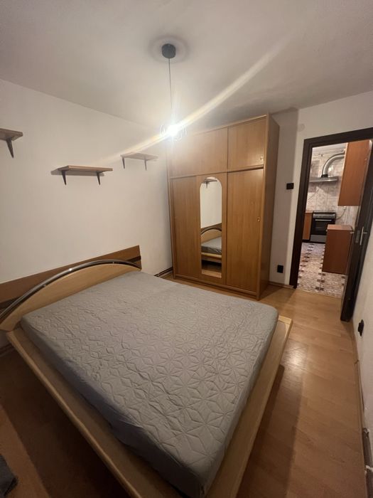 Inchiriez apartament  !!!