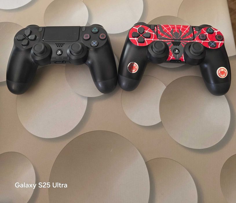 PS4 плейстейшън конзола