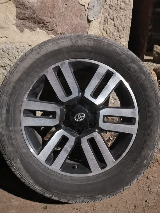 Зимни гуми 265/65/17 Bridgestone Blizak lm 005 dot 3320