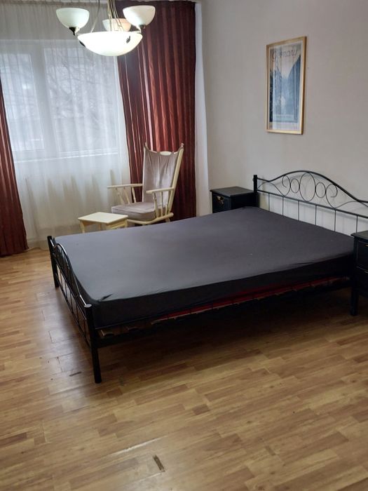 Ofer spre închiriere ap.o camera