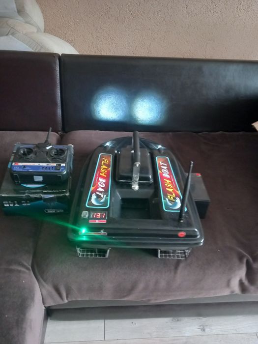 Продавам лодка за захранка