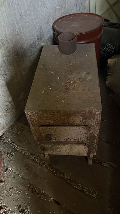 Продам железную советскуюпечь