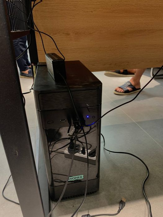 Kompyuter Xtech ofis