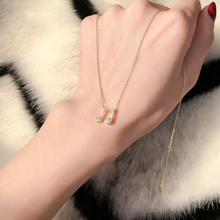 Цепочка с кулоном Нота