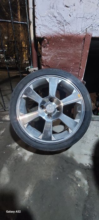 Diska R17 yaxshi holatda