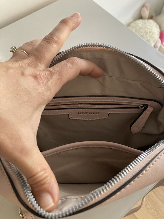 Дамска чанта nine west